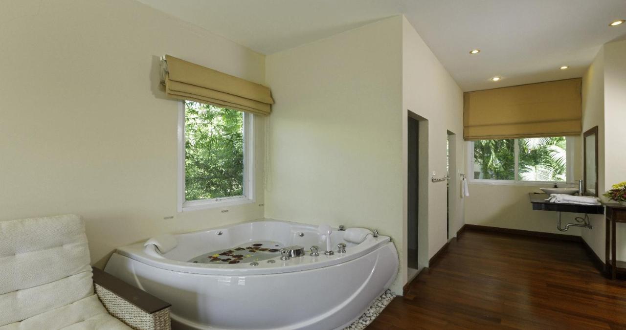 Villa Yoosook Patong Luaran gambar